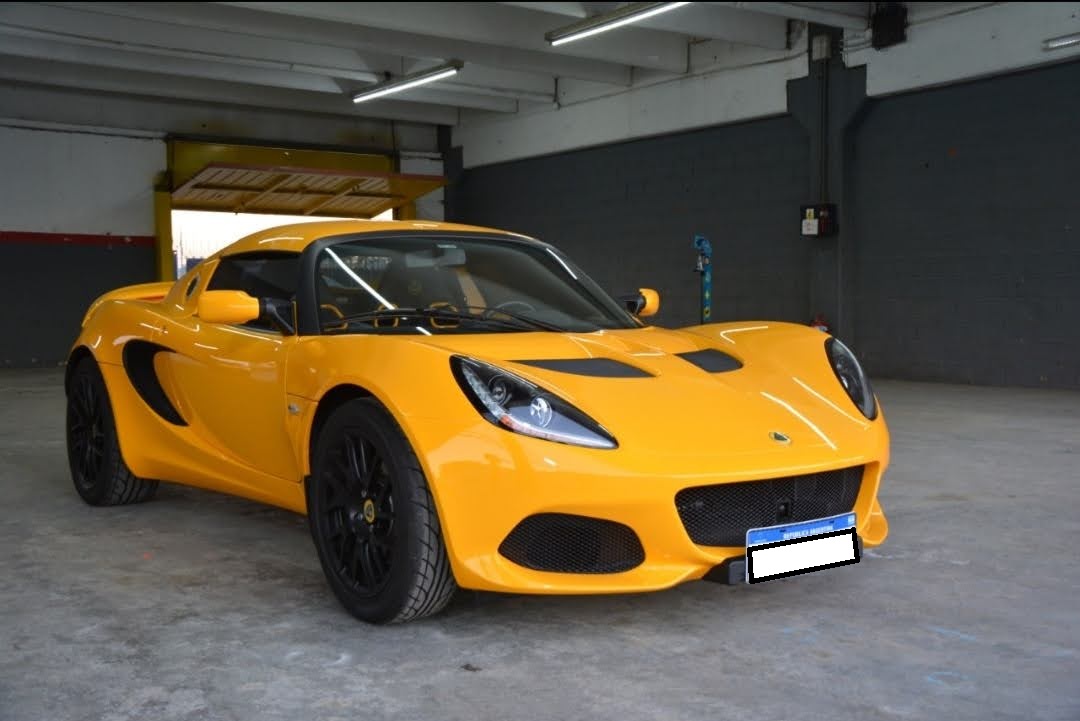 Lotus Elise 220 sport